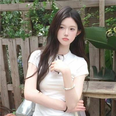 晚上好，我们是朝山家。 封面